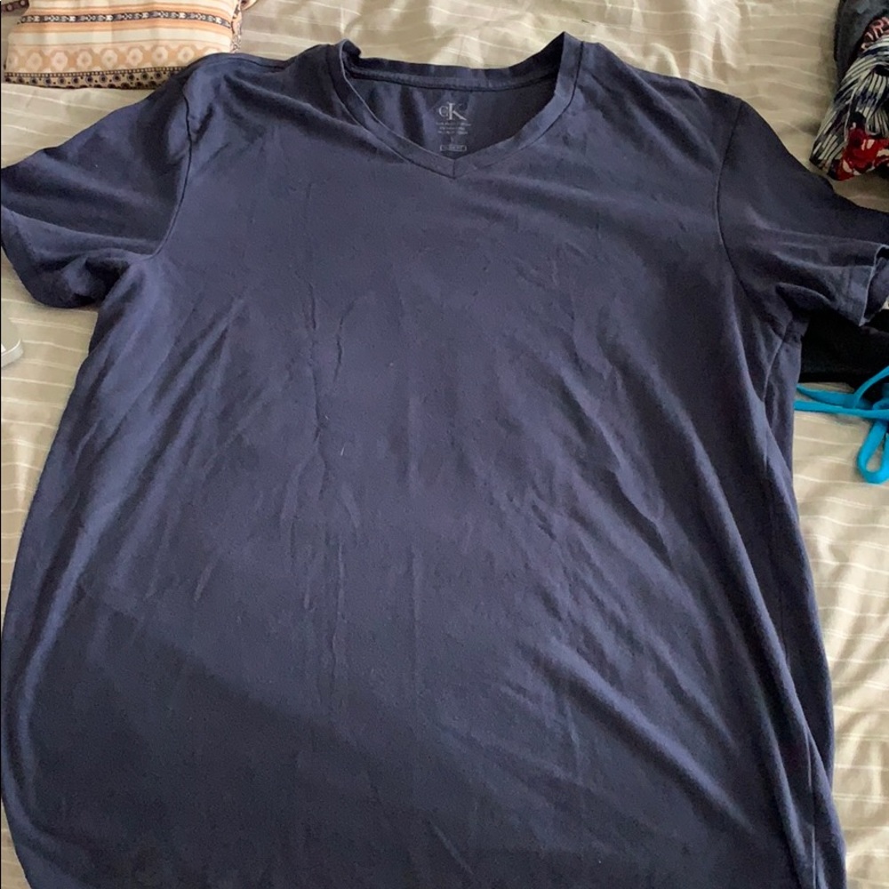 Men’s v neck tee shirt